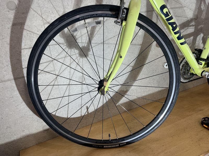 GIANT ESCAPE R3 クロスバイク sizeM　ジャイアント