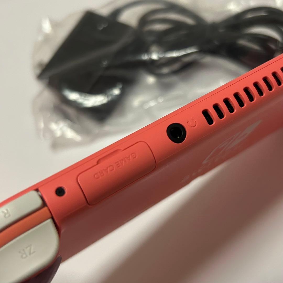 Nintendo Switch light 本体 コーラル