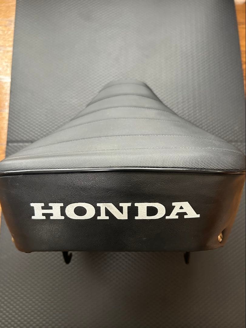 ホンダ モンキー Z50J 純正シート【破れ無し】