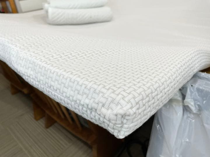 【新品未使用‼️】ヘルスウェーヴ ダブル 低反発マットレス シーツ＆カバー付き
