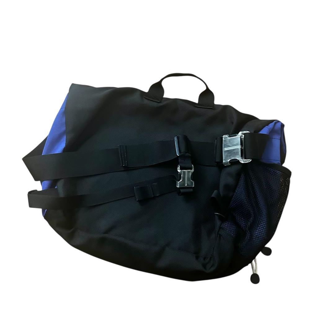 REI メッセンジャー アウトドア バッグ