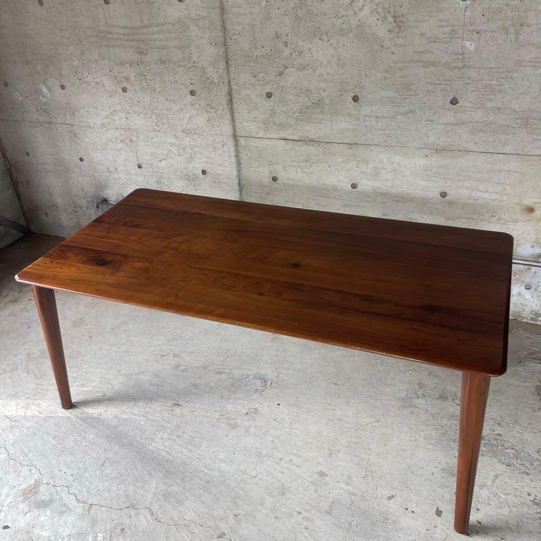 IDC OTSUKA 大塚家具　ウォールナット ダイニングテーブル　無垢材