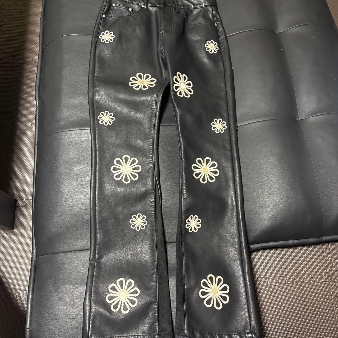 パンツ DIGITAL GROUPI3/LeatherPearlz FlarePants