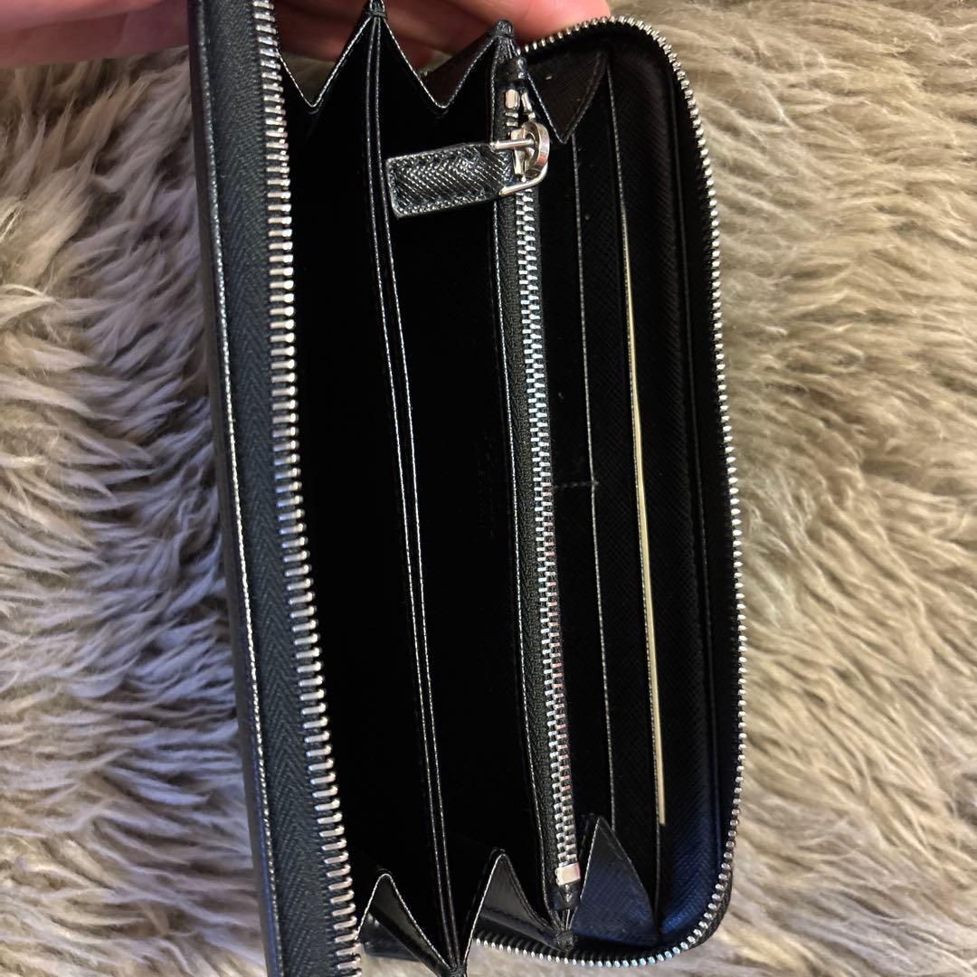 ✨PRADA プラダ✨美品❗️長財布　黒色　ネロ