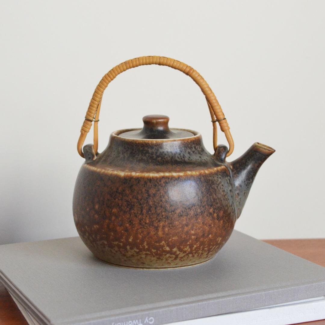 Carl-Harry Stalhane カールハリースタルハン ポット