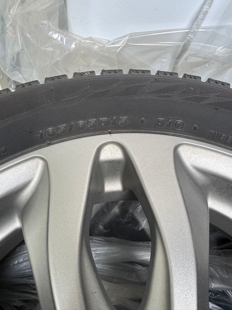 165/65R15 スタッドレスタイヤ ホイールセット