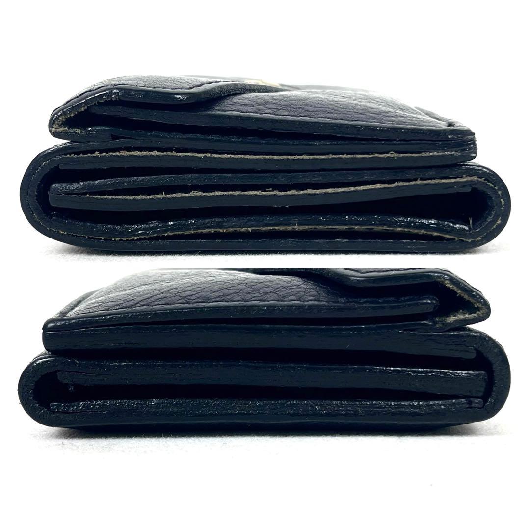 イルビゾンテ　三つ折り財布　トリフォルド　ミニ財布　ロゴ型押し　ゴールド金具