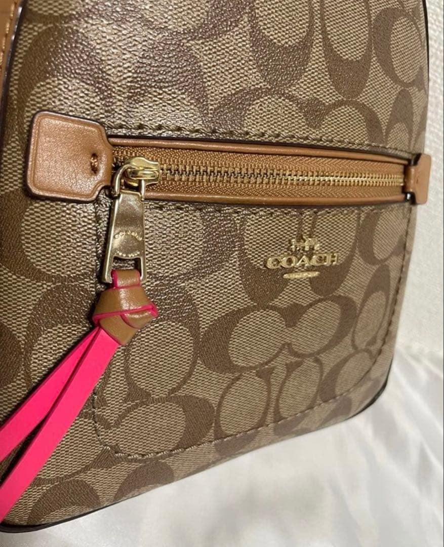 チ*♡様 ❤️COACH❤️コーチ リュック シグネチャー ミニバック