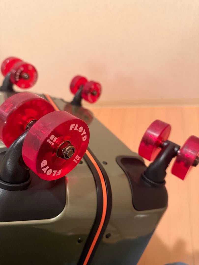 FLOYD COMPACT スーツケース 美品 別売りポーチ　別売りウィール