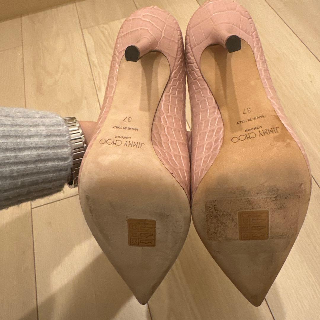 JIMMY CHOO♡型押しパンプス