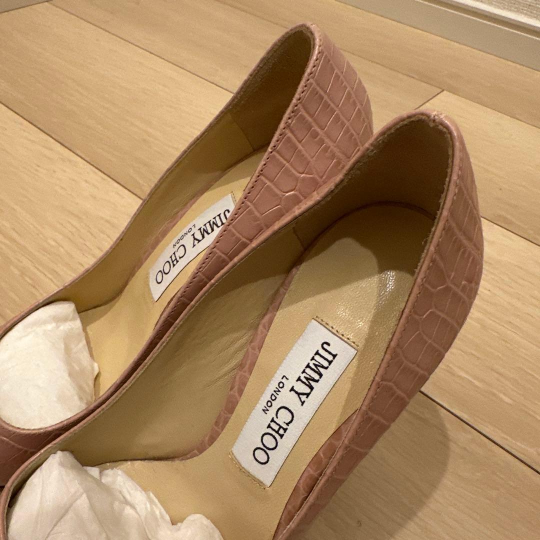 JIMMY CHOO♡型押しパンプス