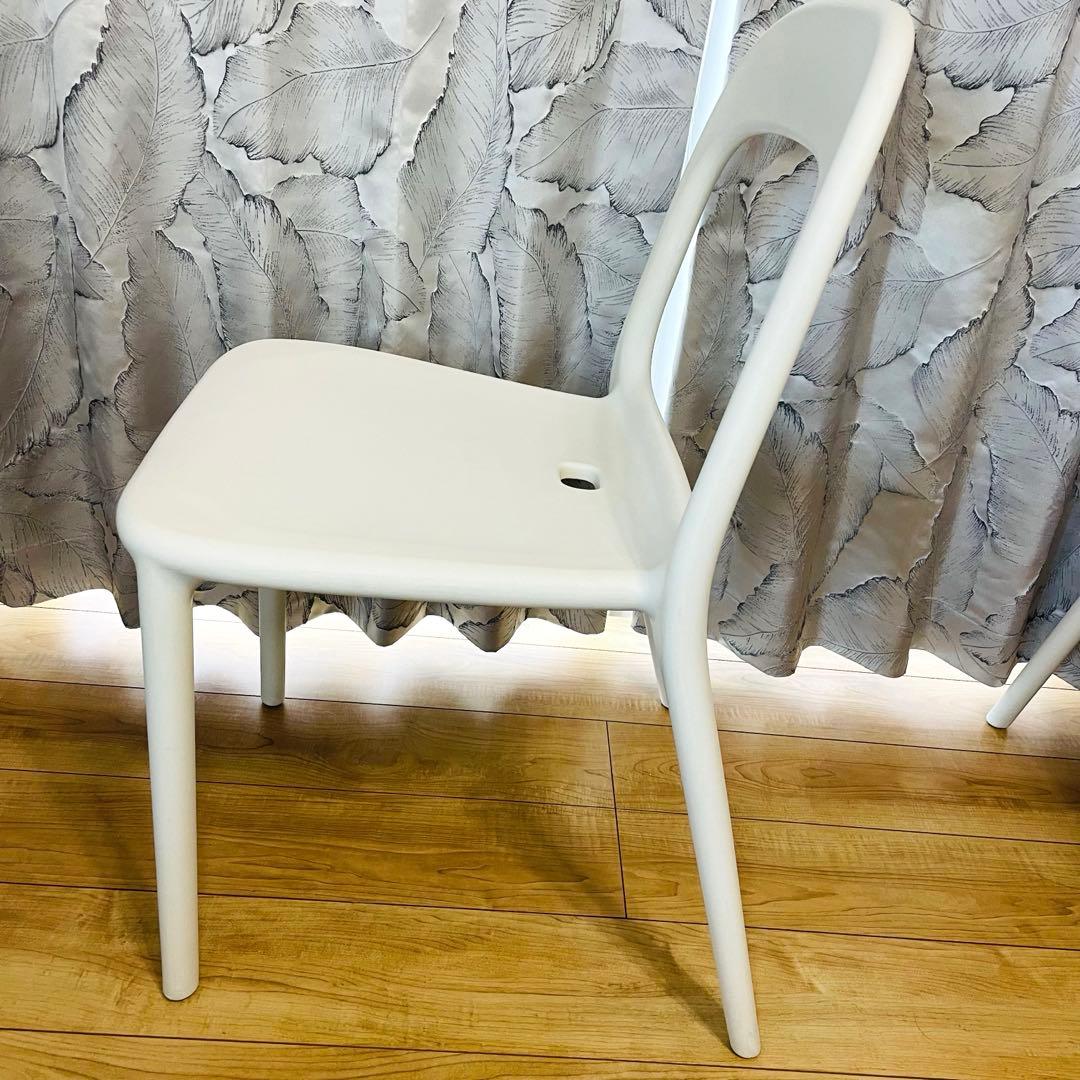 廃盤　希少　IKEA URBAN ウルバン　スタッキングチェア 白　2脚セット①
