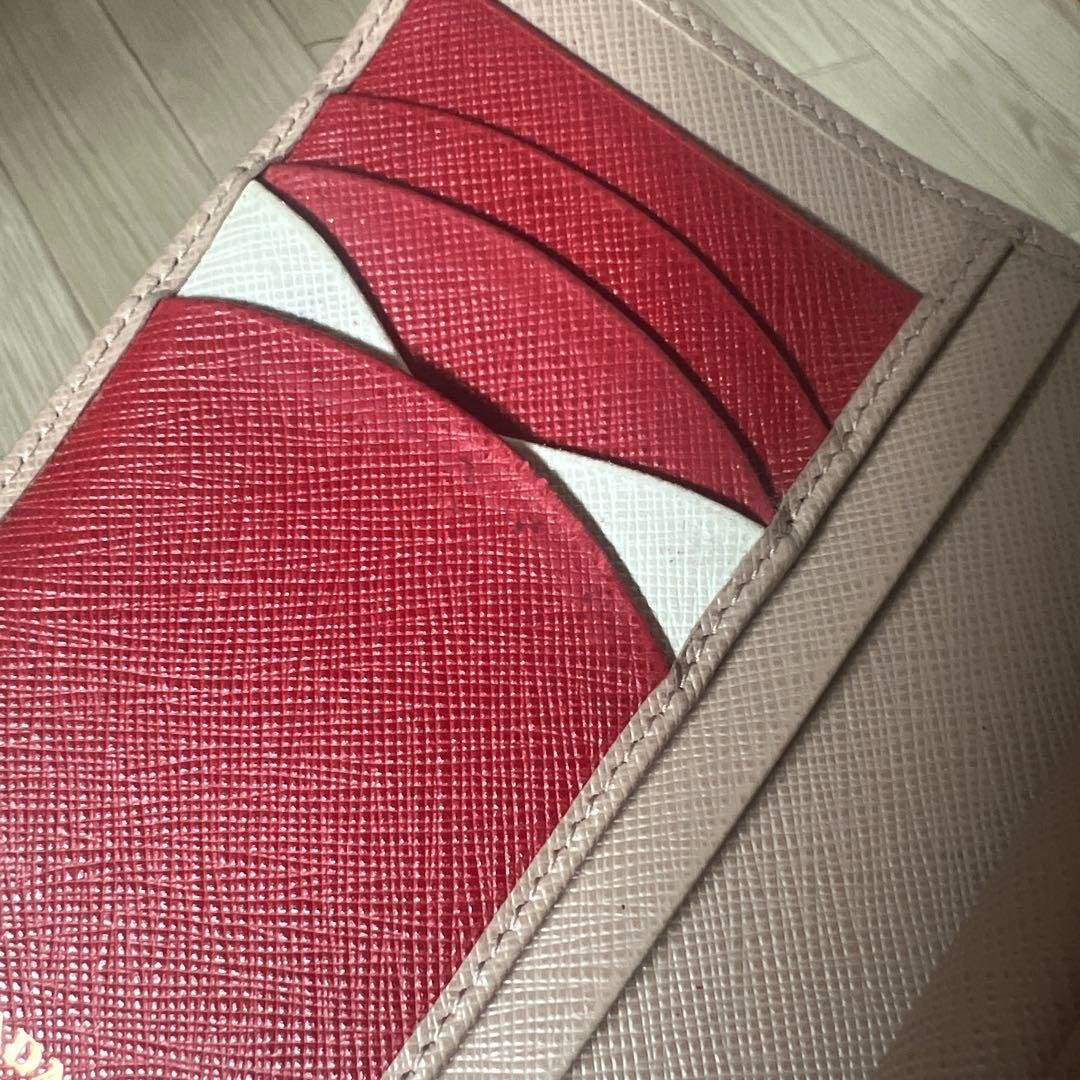 PRADA サフィアーノレザー 二つ折り財布 ベージュ