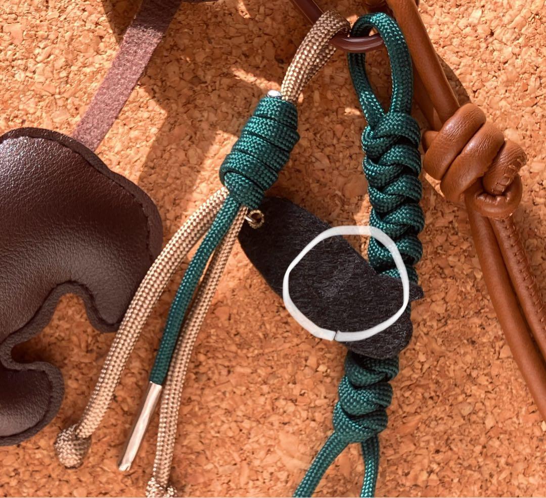 クロワッサン パラコード じゃらじゃら バッグチャーム