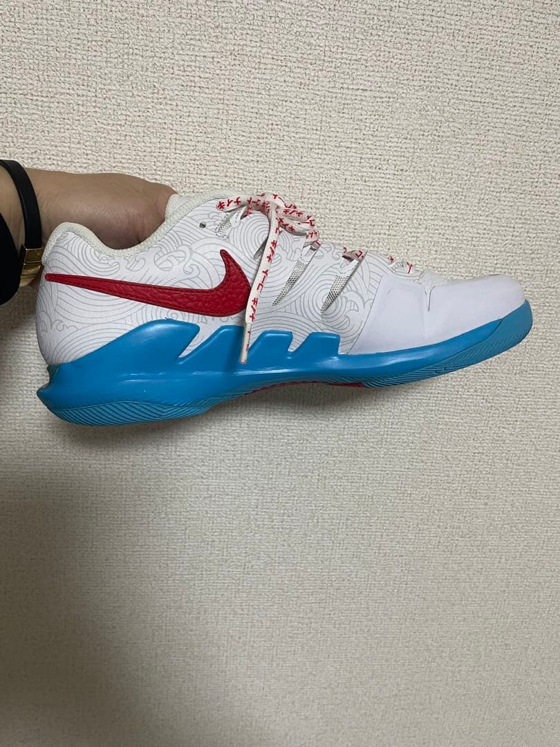 NIKEテニスシューズ　エアズームヴェイパー錦織圭限定モデル　最終値下げ価格