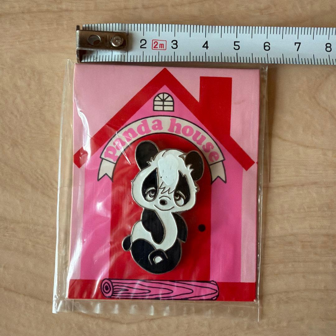 超希少 1970年代初期 サンリオ パンダハウス ピンバッジ 未使用 昭和レトロ