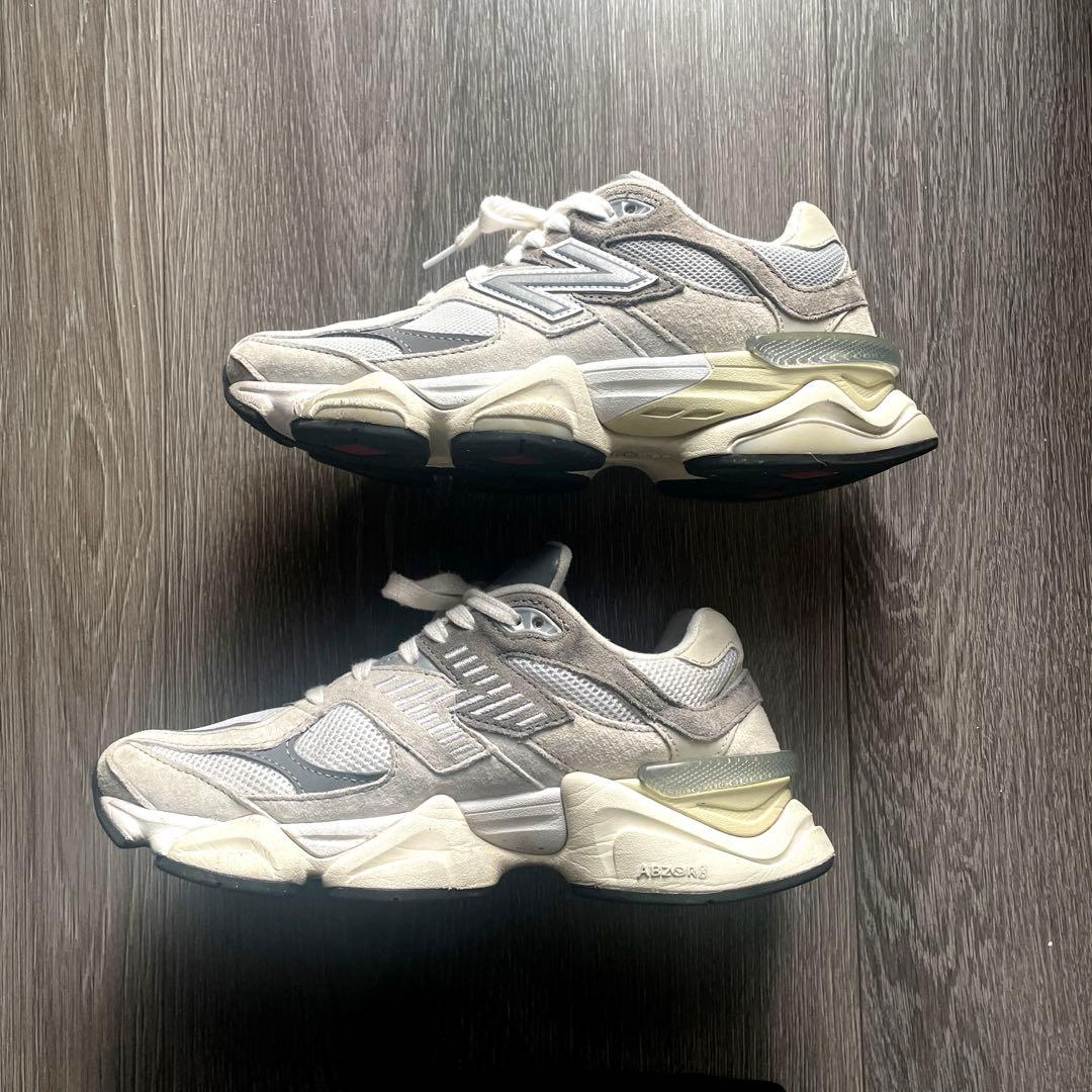 靴 New Balance U9060GRY 24Cm