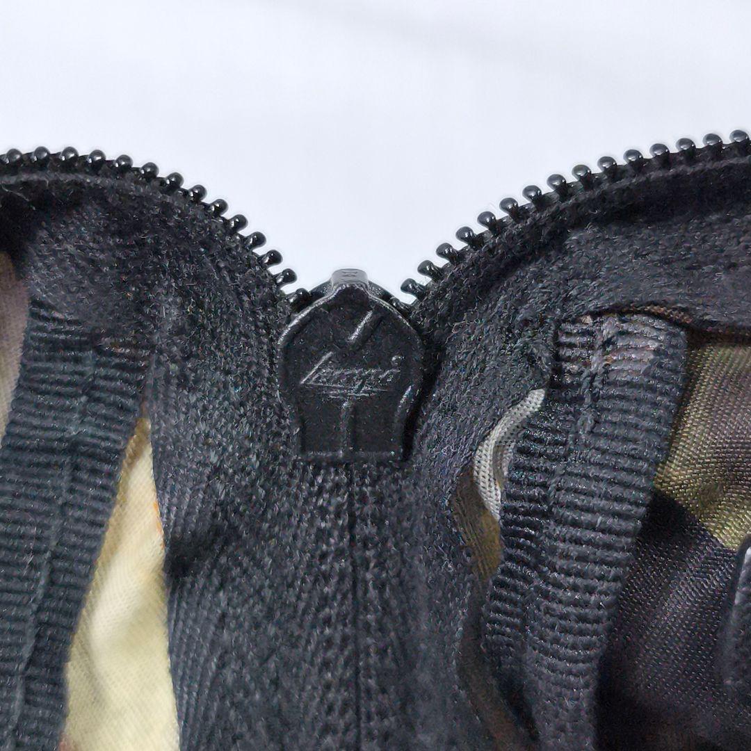 PRADA　プラダ　テスートカモフラ　三角ロゴプレート　ポーチ　白タグあり