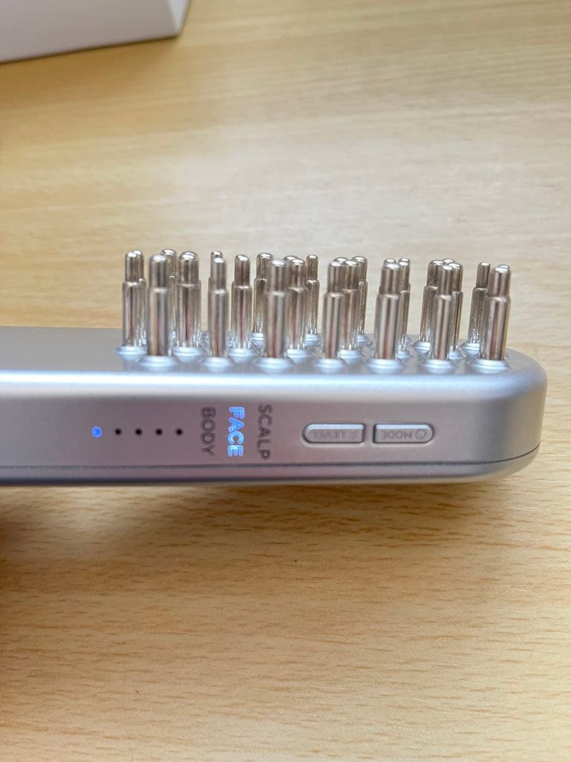 [美品]SALONIA サロニア EMS リフトブラシ　SAL222065L