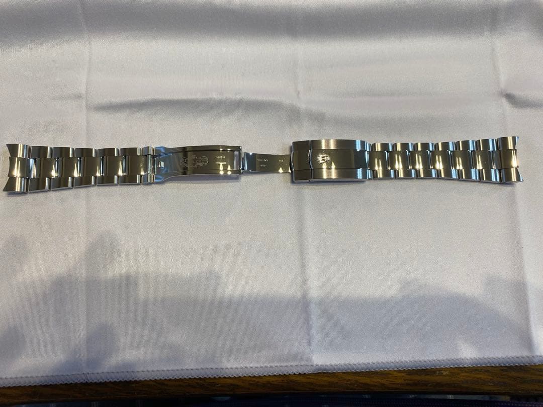 ROLEX スカイドゥエラー オイスターブレスレット 72220
