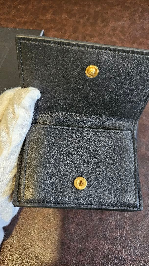 【新品未使用】SAINT LAURENT ブラック 三つ折り財布