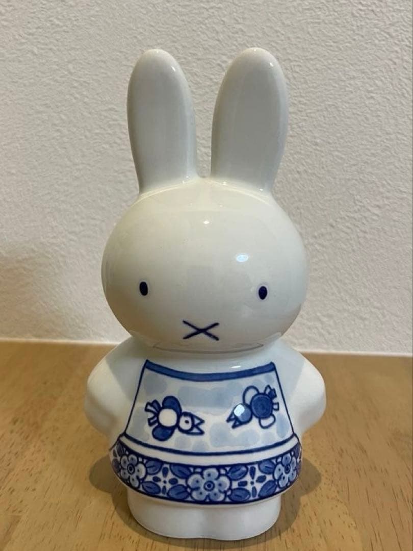 【限定品】ミッフィー　大阪関西万博　陶器　ロイヤルデルフト