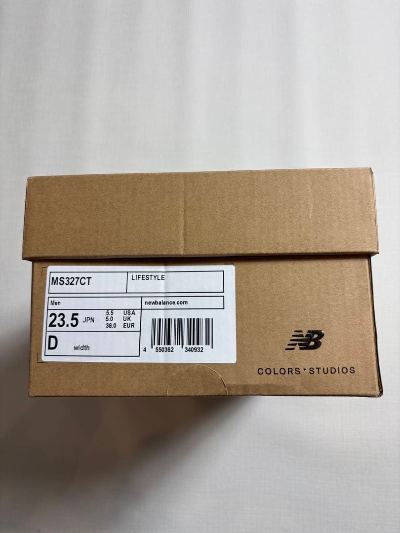 New Balance ブラック スニーカー