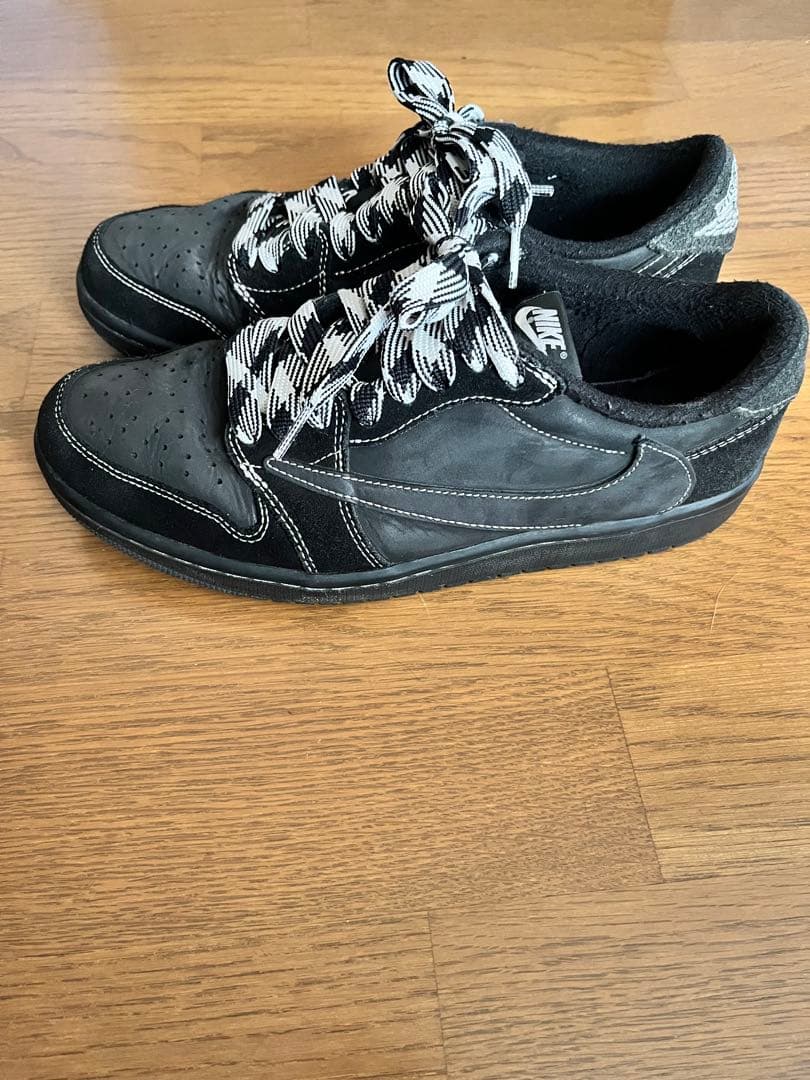Nike Air Jordan1×travis scottブラックファントム