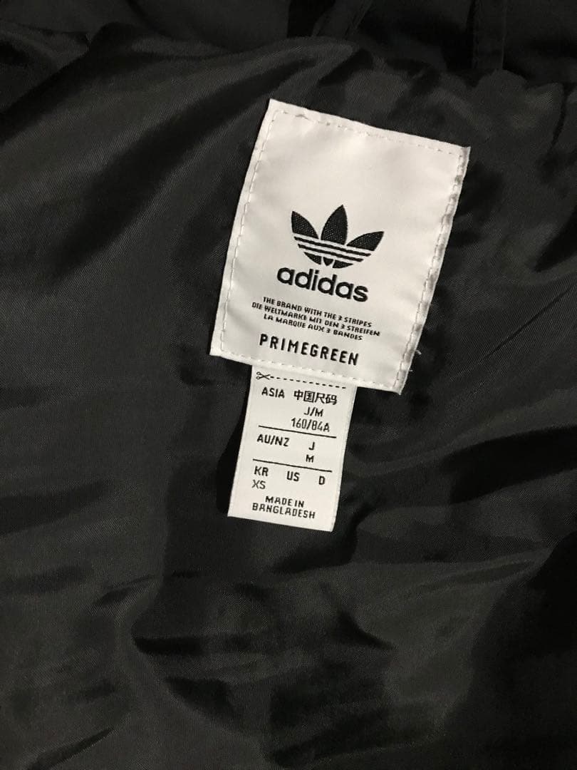 ADIDAS ORIGINALS ショート丈ダウンジャケット　Mサイズ