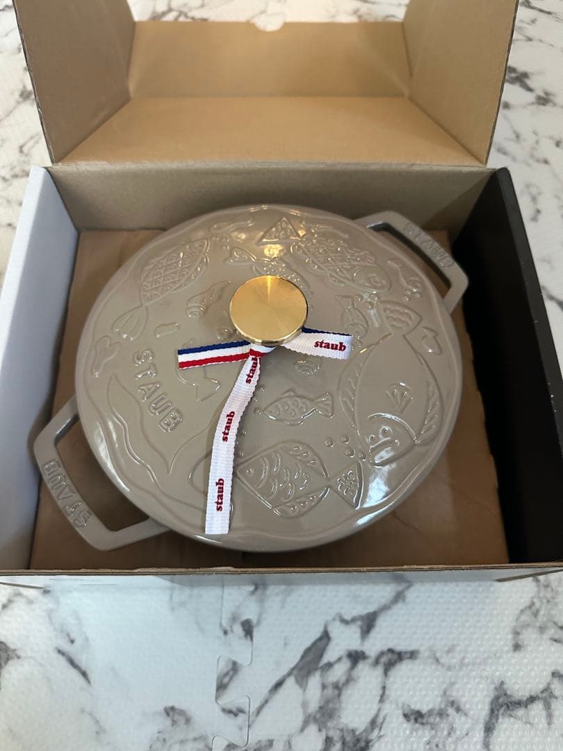 【新品・未使用】ストウブ　ミナペルホネン ココット 20 cm