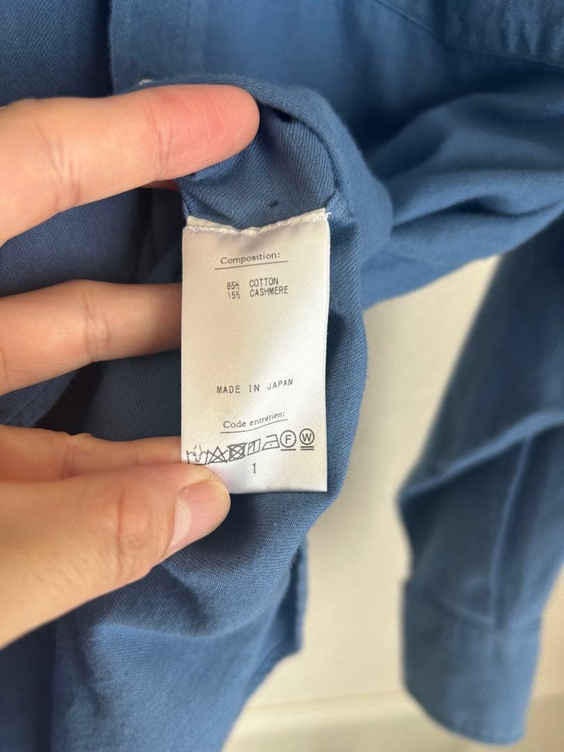 HERILL コットンカシミヤレギュラーカラーシャツ