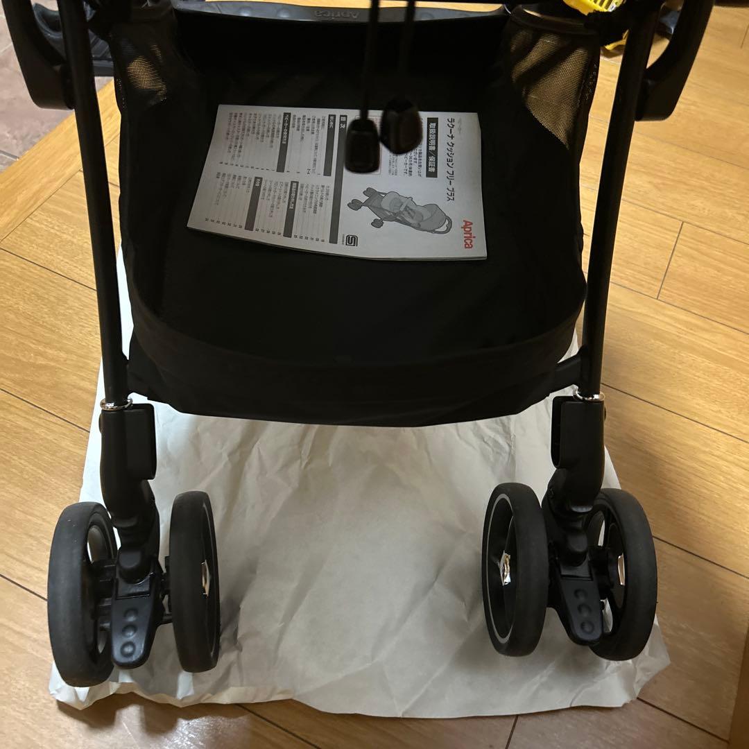 ラクーナクッションフリープラスAB2023年製