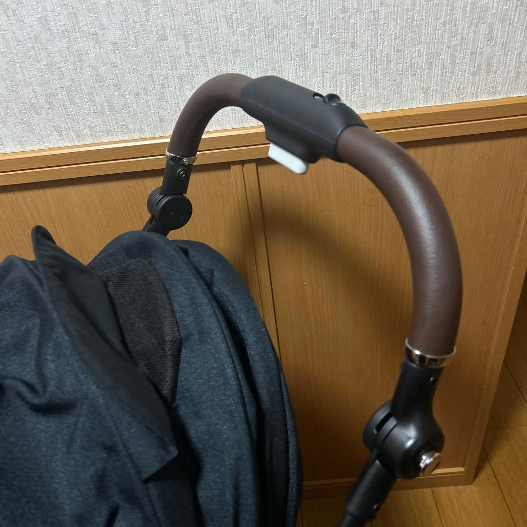 ラクーナクッションフリープラスAB2023年製