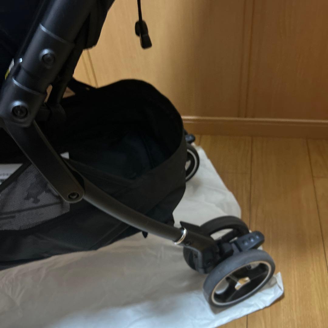 ラクーナクッションフリープラスAB2023年製