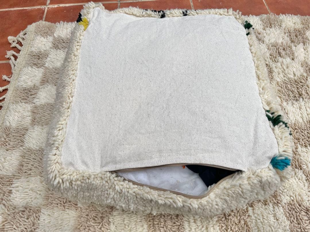 モロッコ　プフ　pouf アジラル　オットマン クッション　ラグ　130