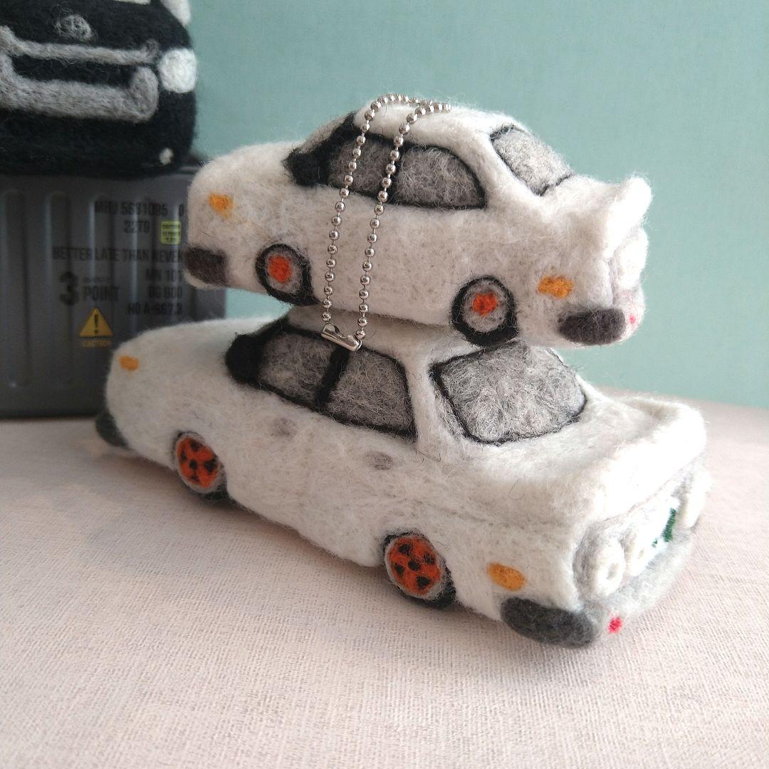 ※あんこページ※羊毛フェルトで作る車※