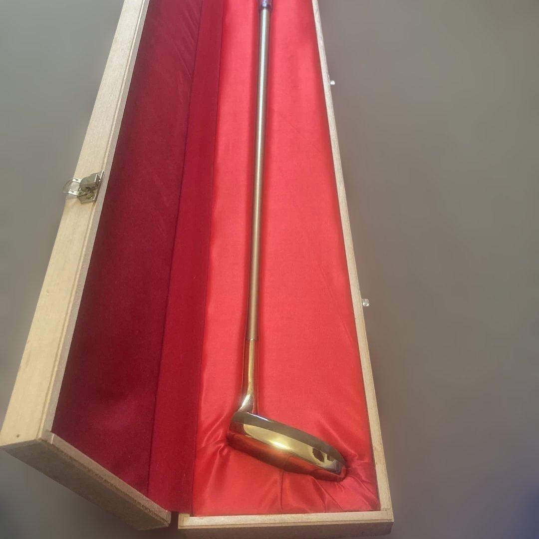 【希少】新品未使用 Deity 天然翡翠(ひすい) パター 木箱入り ゴルフ