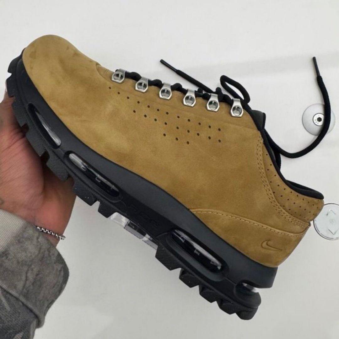 靴 Nike Air Max Goadome Low SP \