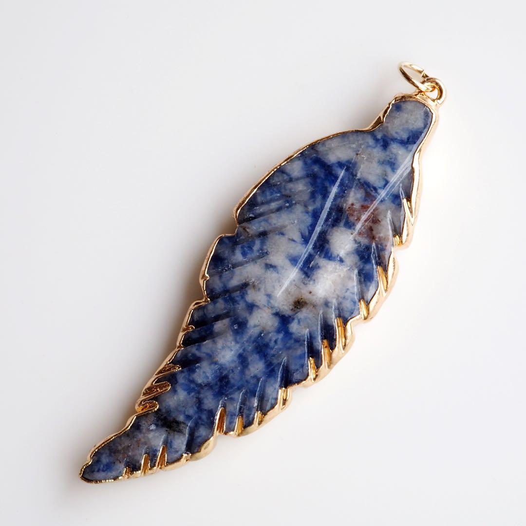 【ほぅ】天然ホワイトムーンストーンのつぶつぶ枠留めイヤリング