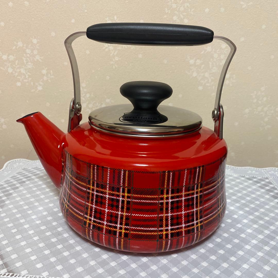 ツインズミイラ❣️エジリー スコットランド❣️ ホーロー2.0ℓケトル 直径