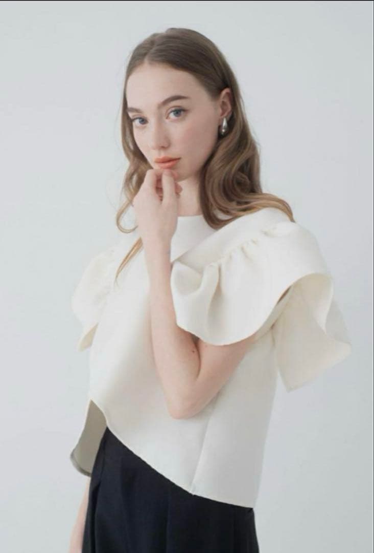 メゾンドドルチェmaison de dolce フィオーレトップス