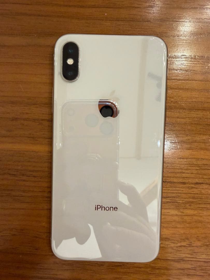 Apple iPhone X ホワイト