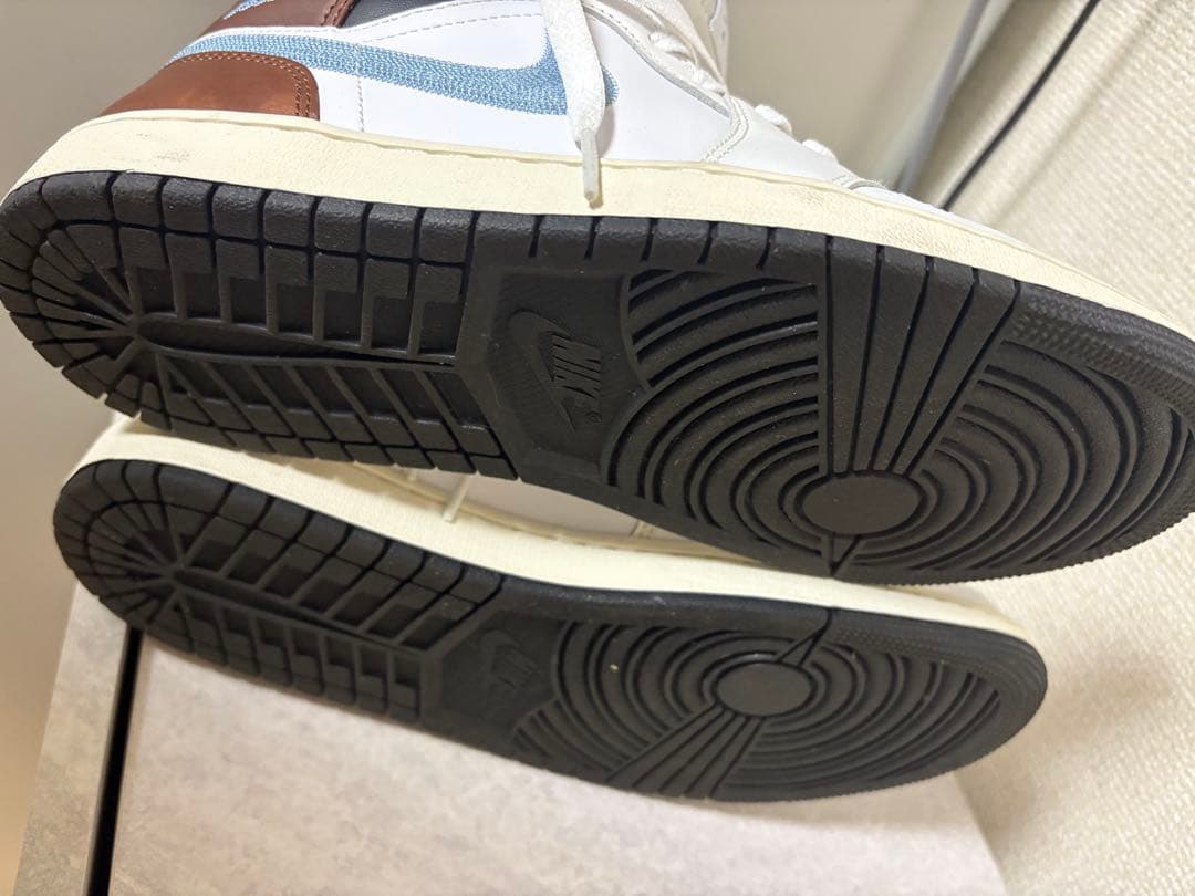 【美品】Air Jordan ハイカットスニーカー ホワイト/ブラウン