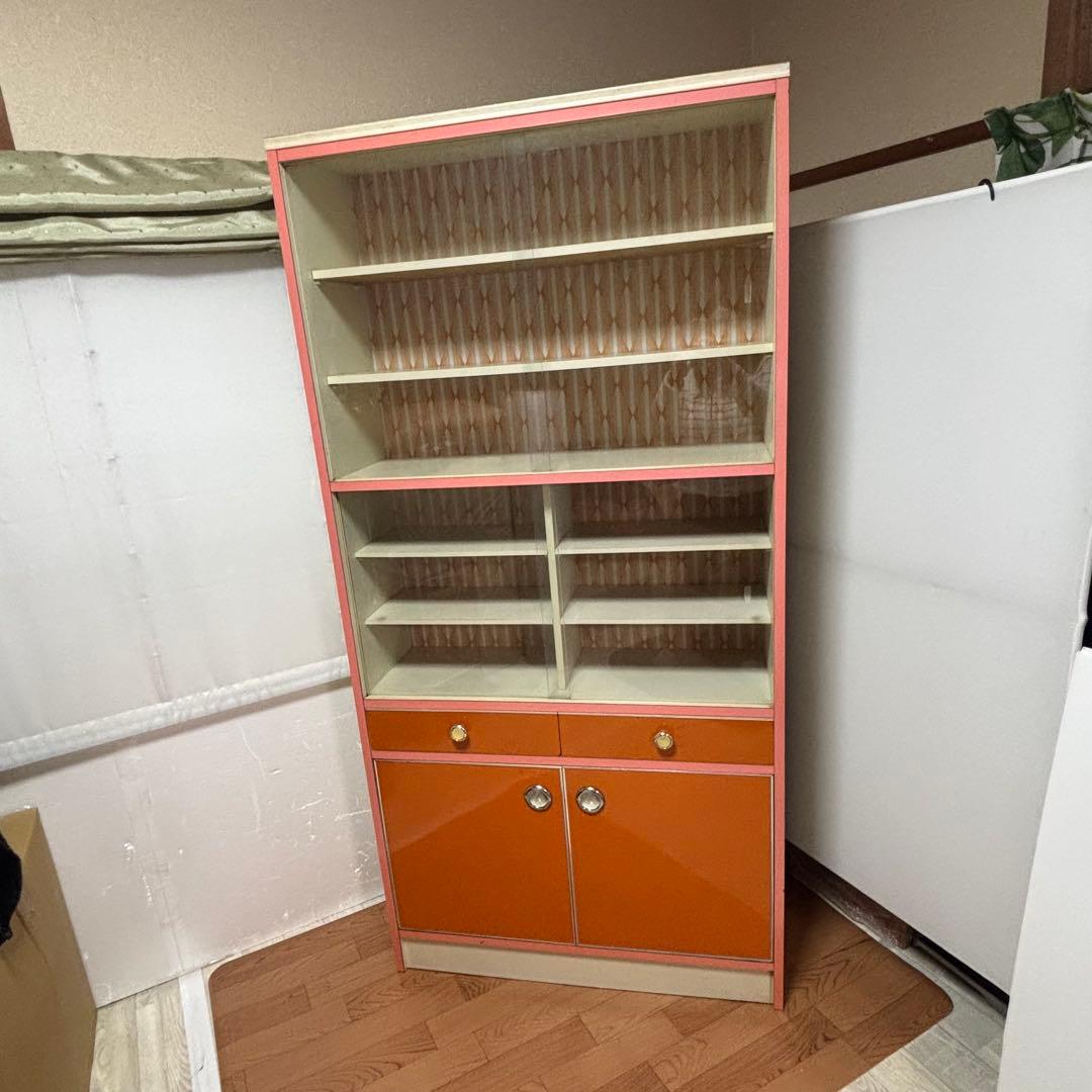 昭和レトロポップ食器棚　オレンジ　ガラス棚