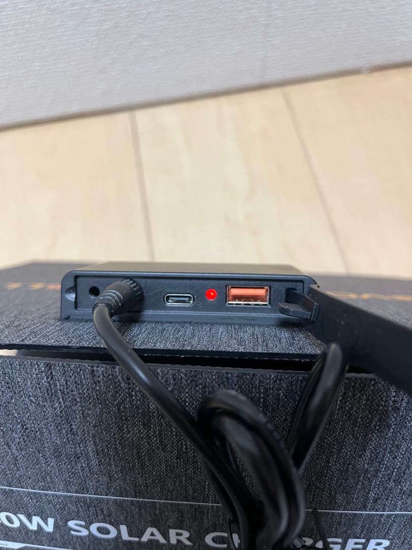 ポータブル電源と40Wソーラーパネルのセット