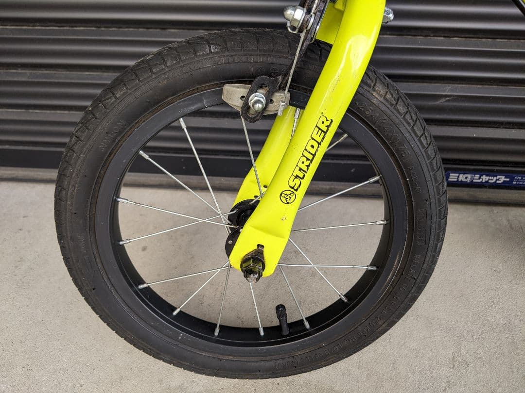 STRIDER ストライダー14x ライムイエロー