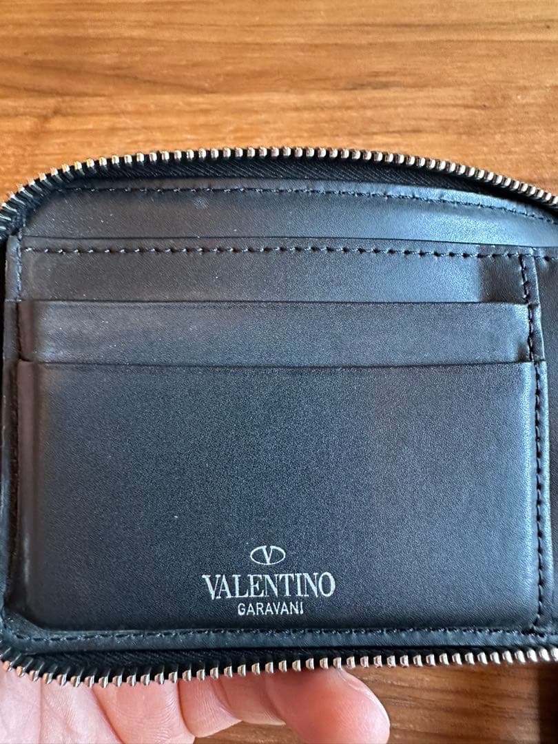 ヴァレンティノ ネックストラップウォレット　VLTN ショルダーバッグ 財布