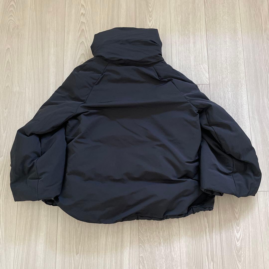 ユニクロ ジルサンダー ハイブリッドダウンジャケット 　サイズ　Ｍ ブラック