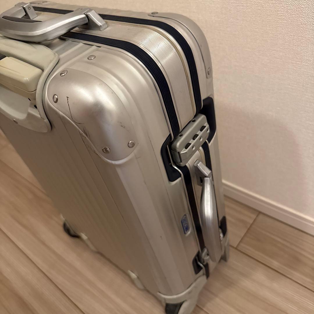 リモワ　キャリーケース　スーツケース