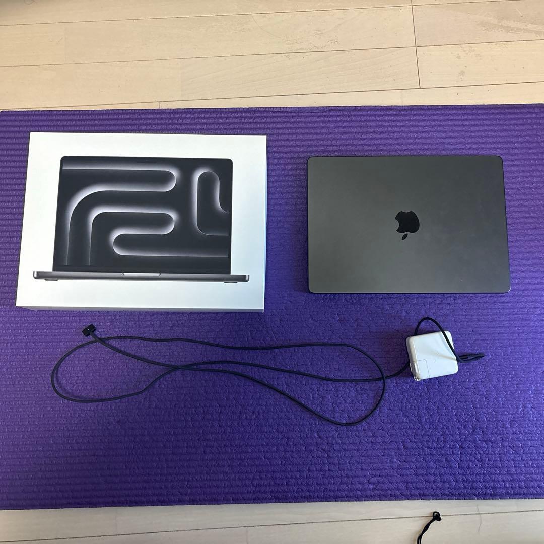 ヨ*ジ様 【美品】MacBook Pro 14インチ M3 Pro 18GB/5